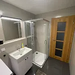 Apartment O18 - Klec